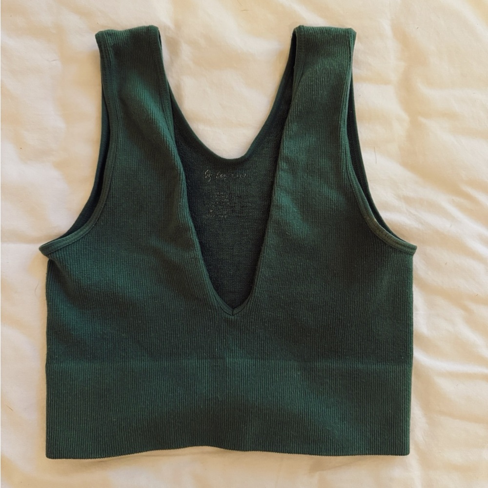 workout top - Picture 3 of 4